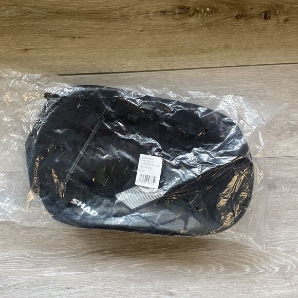 Insulation thermal pad for saddlebags. E48 2022 Semirigid Saddlebags black nwt - Picture 7 of 13